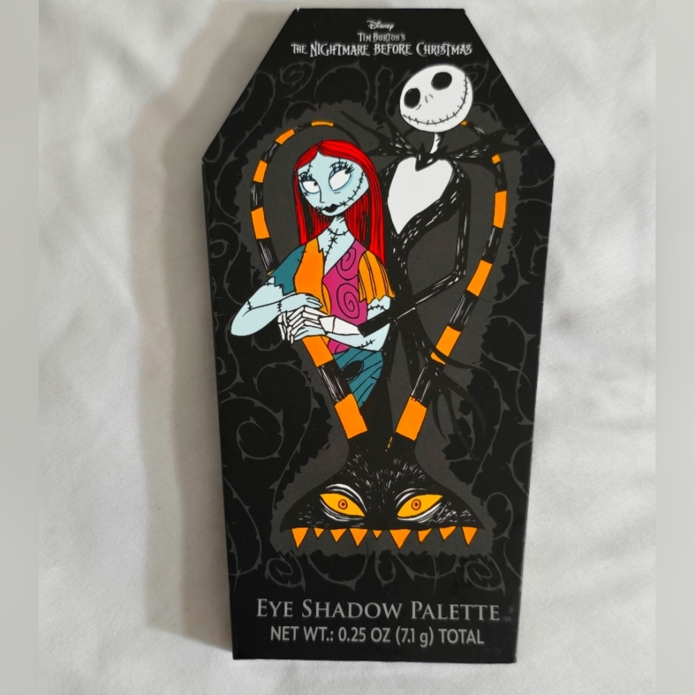 Nightmare before Christmas nbc disney time burton eye shadow palette new